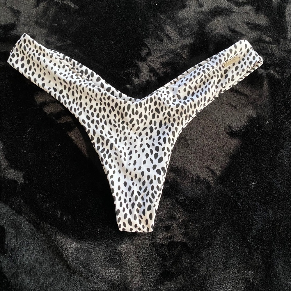 Blackbough Bikini Bottoms